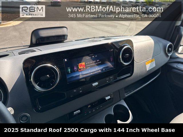 new 2025 Mercedes-Benz Sprinter 2500 car