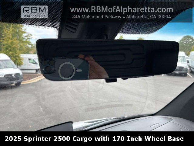 new 2025 Mercedes-Benz Sprinter 2500 car