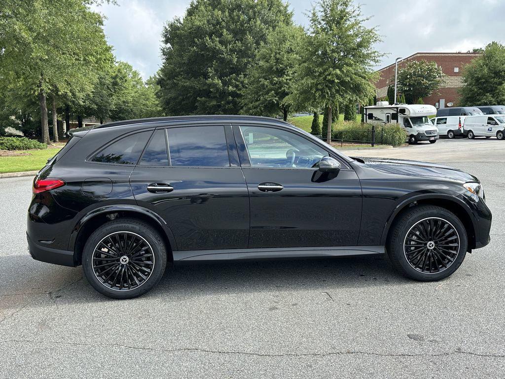 new 2025 Mercedes-Benz GLC 300 car, priced at $66,125