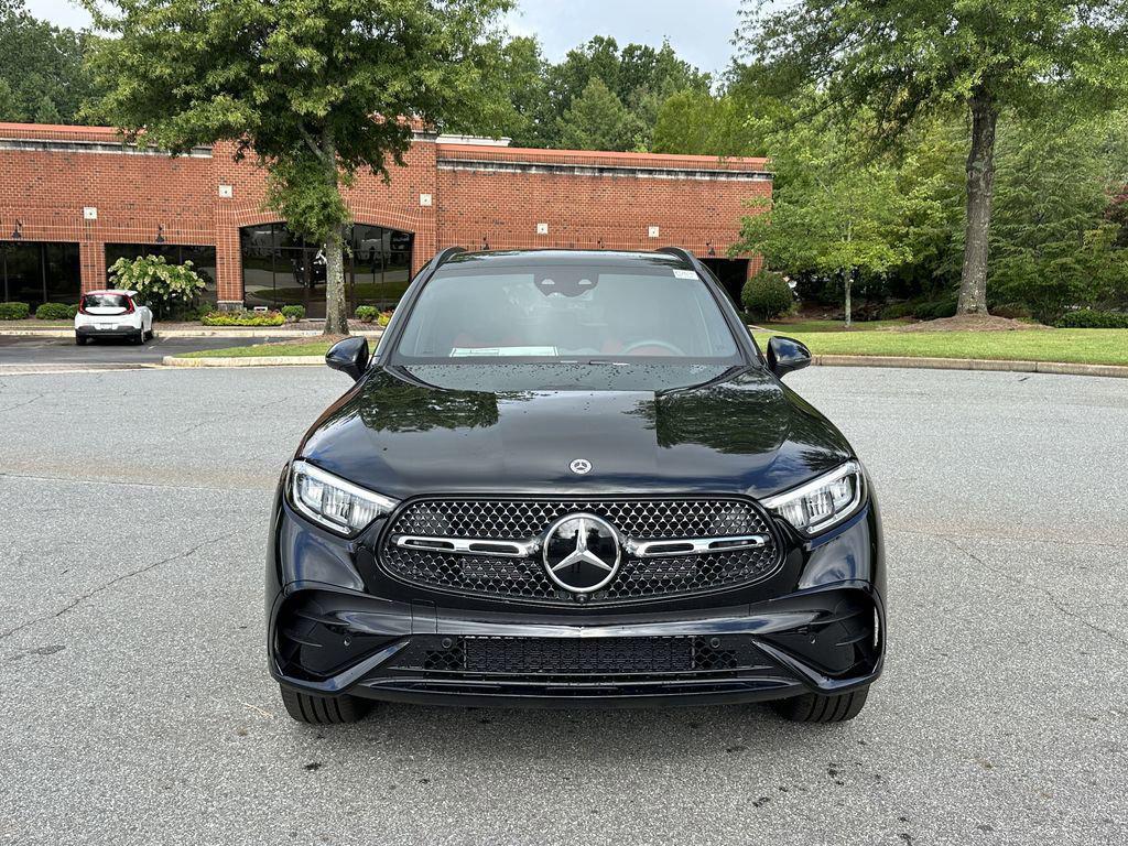 new 2025 Mercedes-Benz GLC 300 car, priced at $66,125