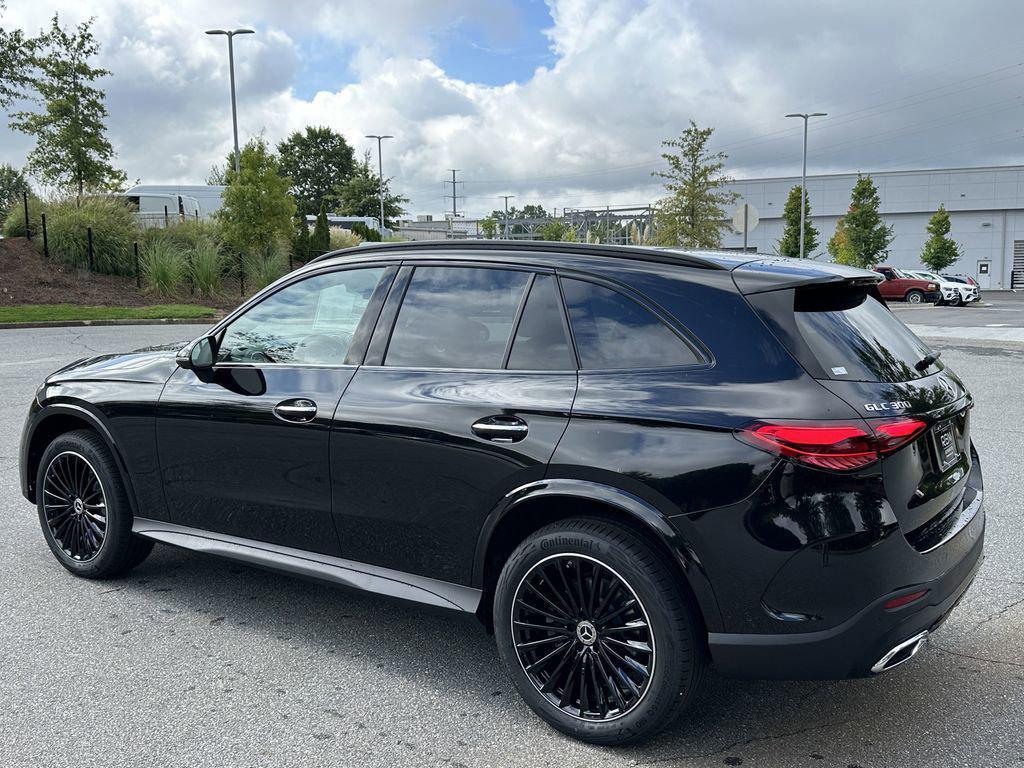 new 2025 Mercedes-Benz GLC 300 car, priced at $66,125