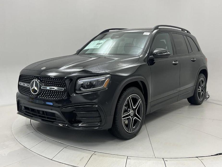 new 2024 Mercedes-Benz GLB 250 car, priced at $50,040