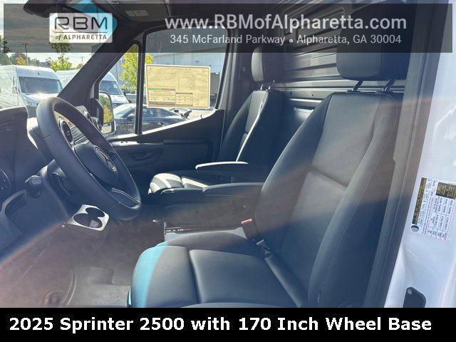 new 2025 Mercedes-Benz Sprinter 2500 car