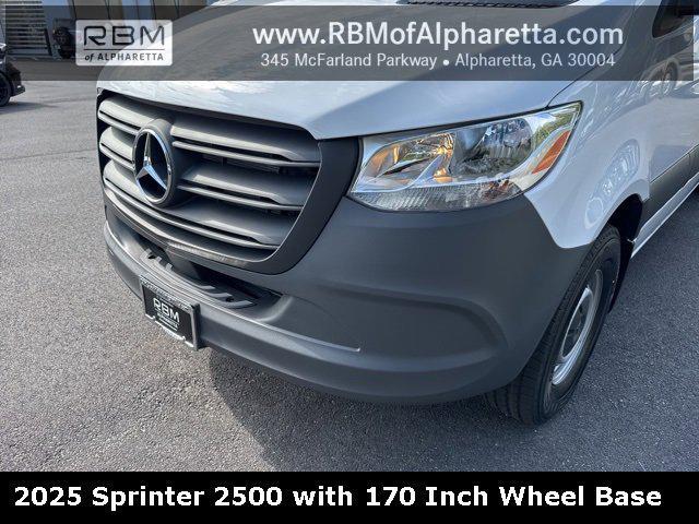 new 2025 Mercedes-Benz Sprinter 2500 car