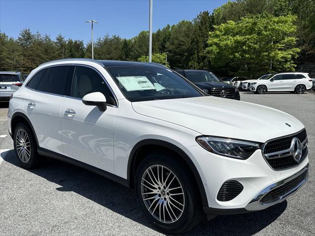 new 2025 Mercedes-Benz GLC 300 car, priced at $57,565