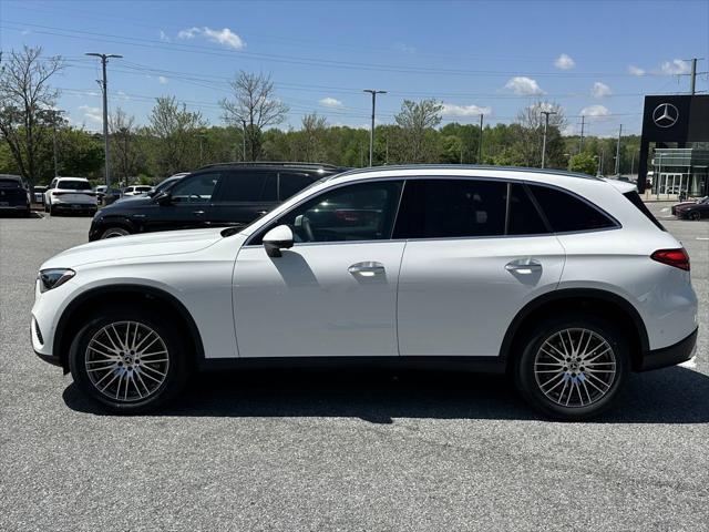 new 2025 Mercedes-Benz GLC 300 car, priced at $57,565