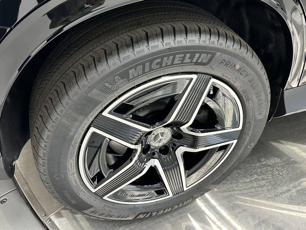 new 2026 Mercedes-Benz GLC 300 car, priced at $56,685