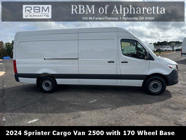 new 2024 Mercedes-Benz Sprinter 2500 car