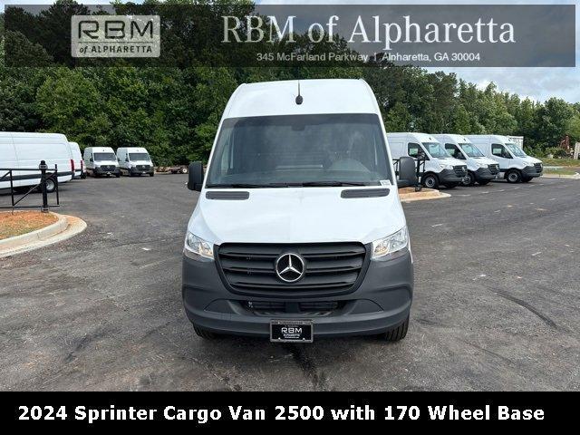 new 2024 Mercedes-Benz Sprinter 2500 car