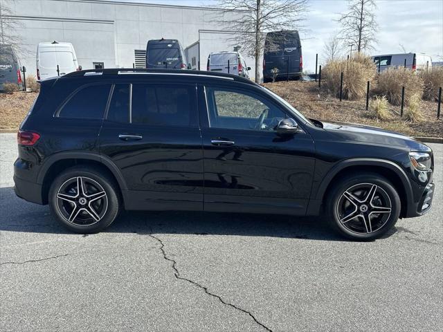 new 2025 Mercedes-Benz GLB 250 car, priced at $54,060