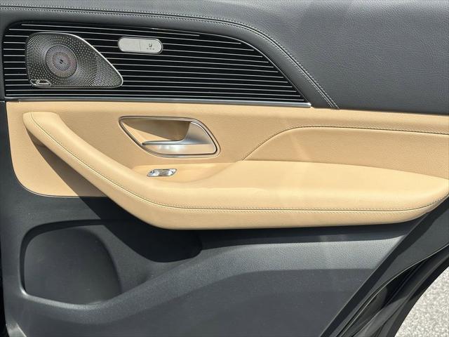 new 2025 Mercedes-Benz GLE 450e car, priced at $90,700