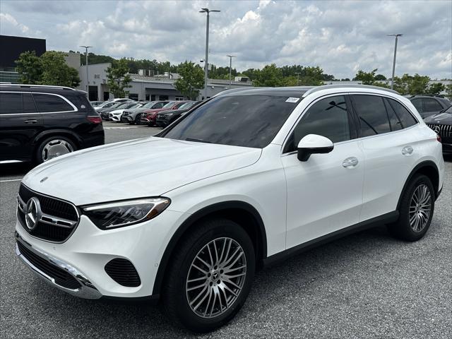 used 2024 Mercedes-Benz GLC 300 car