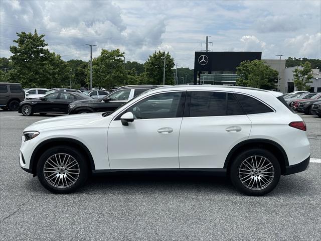 used 2024 Mercedes-Benz GLC 300 car