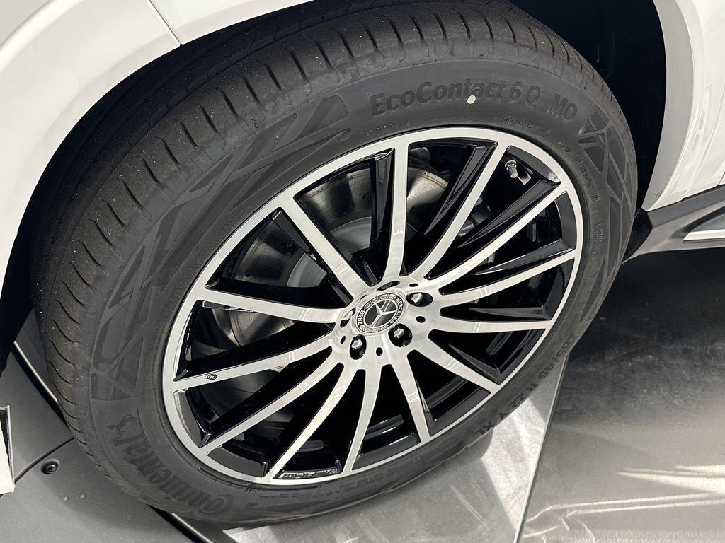 new 2026 Mercedes-Benz GLS 580 car, priced at $123,835