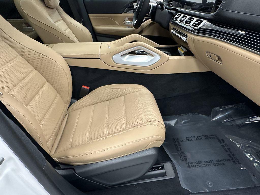 new 2026 Mercedes-Benz GLS 580 car, priced at $123,835