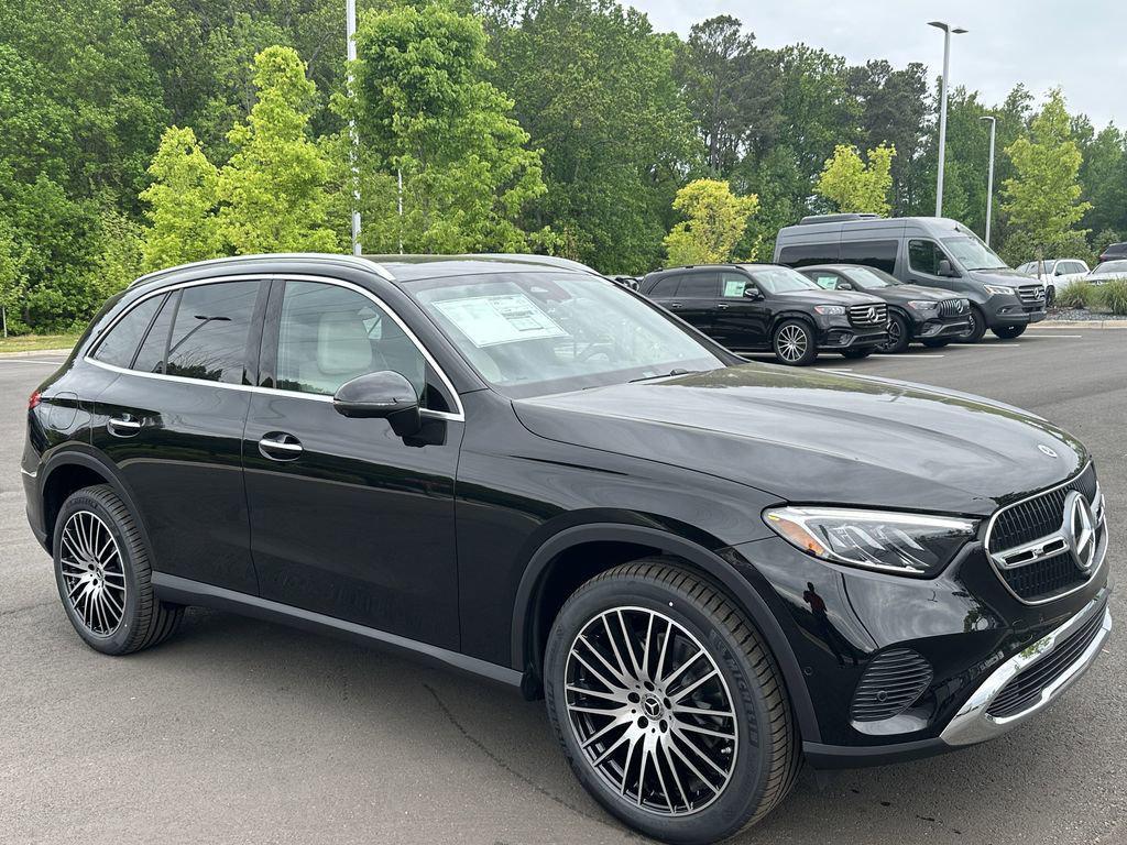new 2025 Mercedes-Benz GLC 300 car, priced at $59,465