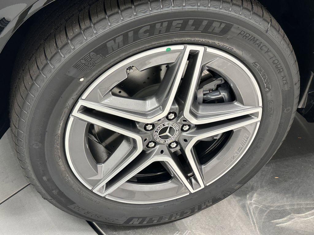 new 2026 Mercedes-Benz GLE 450 car, priced at $77,150