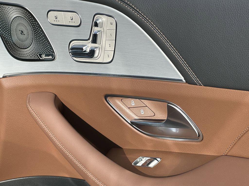 new 2025 Mercedes-Benz AMG GLE 53 car, priced at $102,205