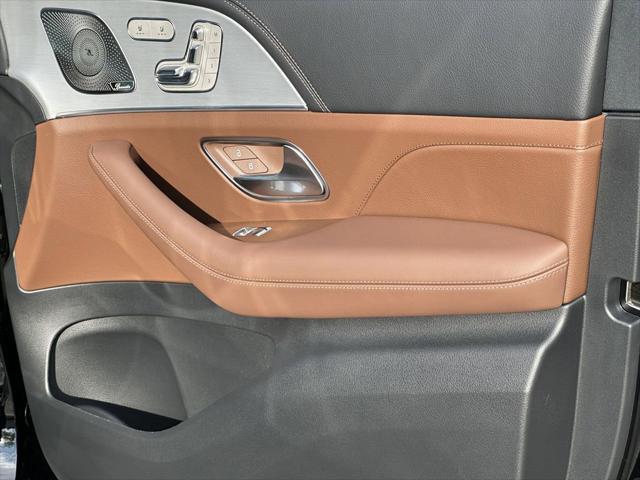 new 2025 Mercedes-Benz AMG GLE 53 car, priced at $102,205