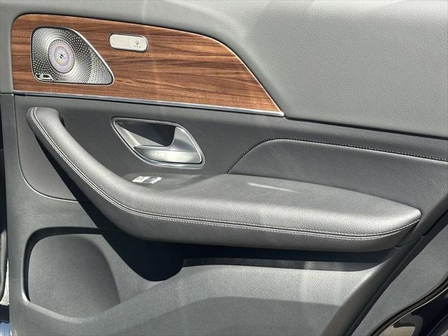 new 2025 Mercedes-Benz GLE 450e car, priced at $84,040