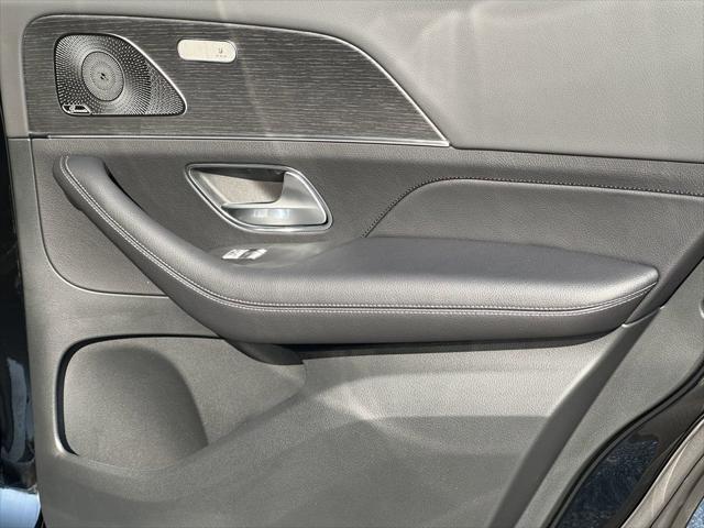 new 2025 Mercedes-Benz GLE 450e car, priced at $84,125