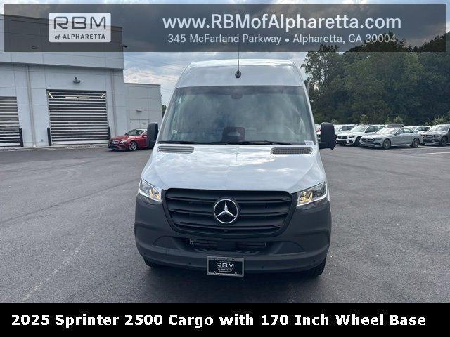 new 2025 Mercedes-Benz Sprinter 2500 car
