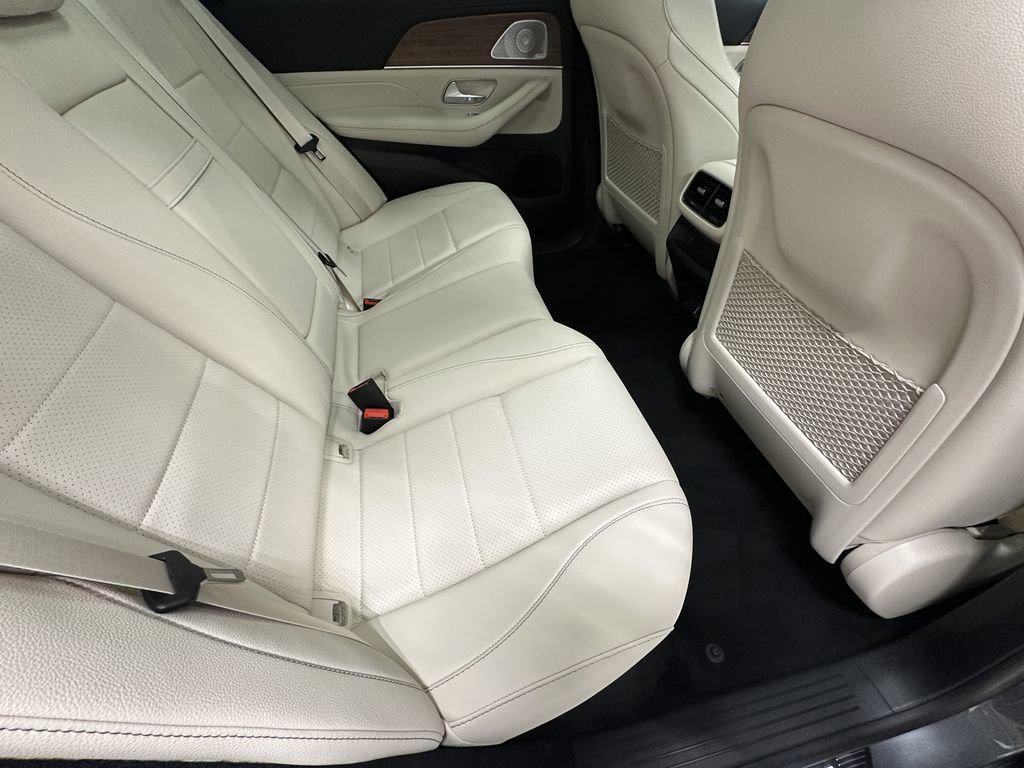 new 2026 Mercedes-Benz GLE 450 car, priced at $82,850
