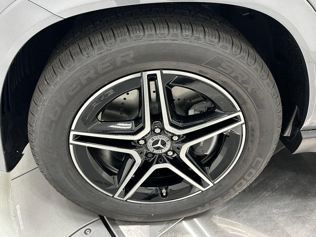 new 2026 Mercedes-Benz GLE 450 car, priced at $82,850