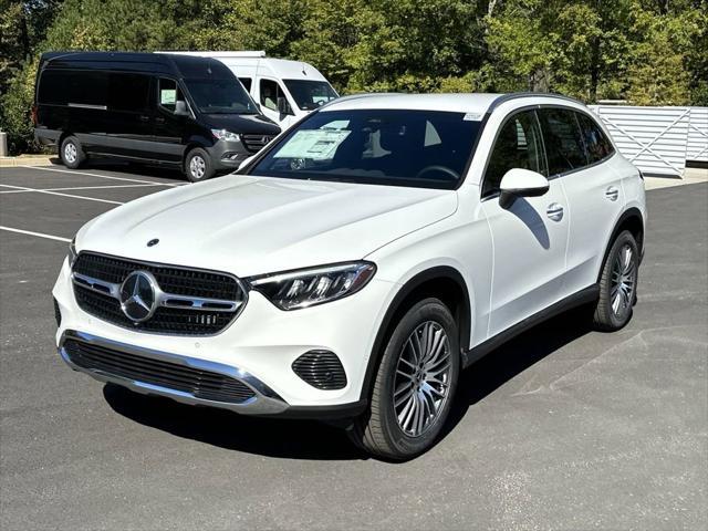 new 2025 Mercedes-Benz GLC 300 car, priced at $53,385