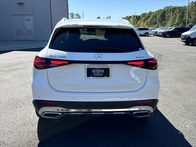 new 2025 Mercedes-Benz GLC 300 car, priced at $53,385