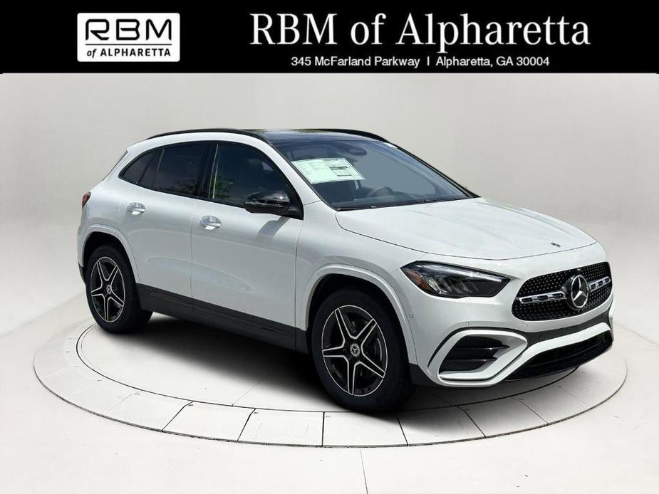 new 2024 Mercedes-Benz GLA 250 car, priced at $51,720