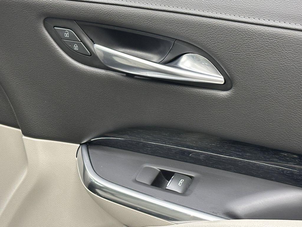 used 2020 Cadillac XT4 car, priced at $24,499