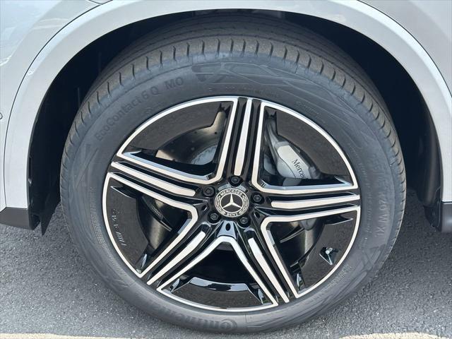 new 2025 Mercedes-Benz GLC 350e car, priced at $71,815