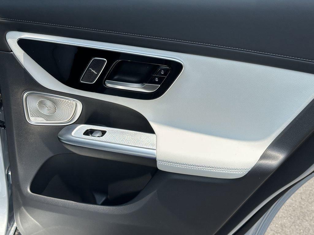 new 2025 Mercedes-Benz GLC 350e car, priced at $71,815
