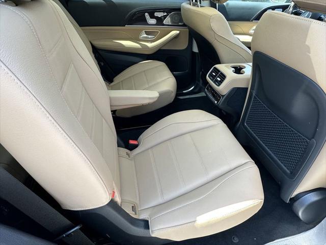 new 2025 Mercedes-Benz GLS 450 car, priced at $103,485