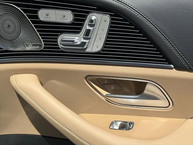 new 2025 Mercedes-Benz GLS 450 car, priced at $103,485