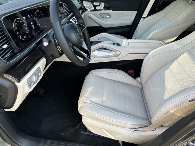 new 2025 Mercedes-Benz GLE 580 car, priced at $103,300