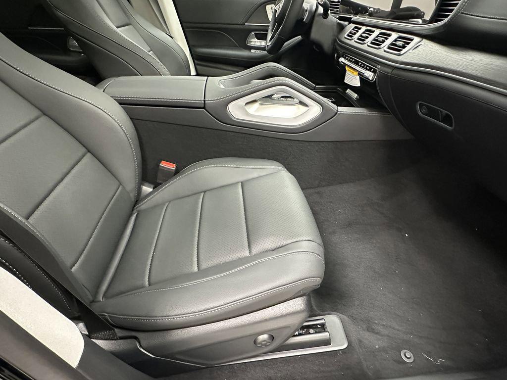 new 2026 Mercedes-Benz GLE 450 car, priced at $82,485