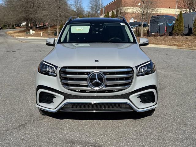 new 2025 Mercedes-Benz GLS 450 car, priced at $98,840