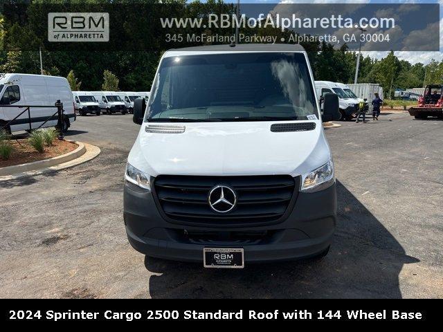 new 2024 Mercedes-Benz Sprinter 2500 car