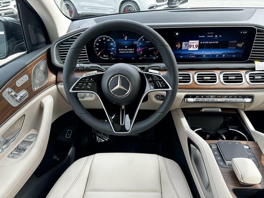 new 2024 Mercedes-Benz GLE 450 car, priced at $77,645