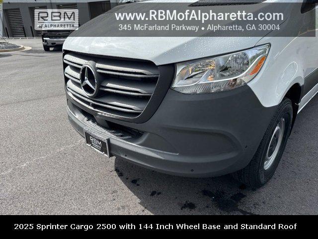 new 2025 Mercedes-Benz Sprinter 2500 car