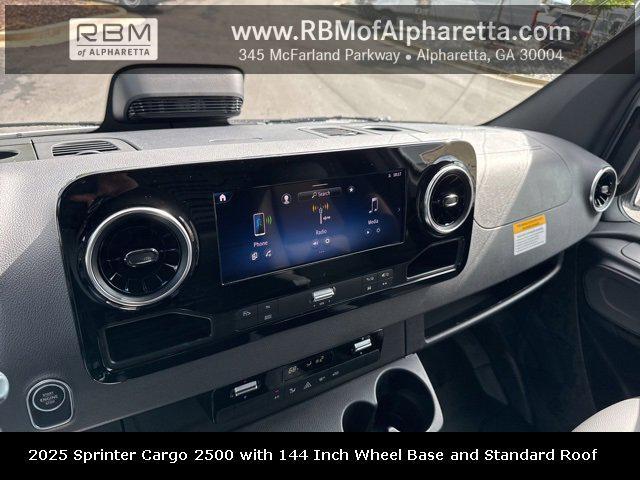 new 2025 Mercedes-Benz Sprinter 2500 car