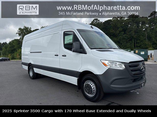 new 2025 Mercedes-Benz Sprinter 3500 car