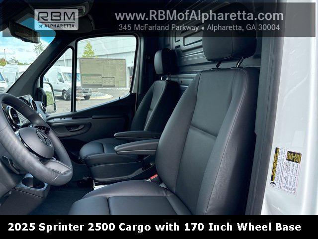 new 2025 Mercedes-Benz Sprinter 2500 car