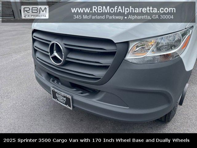 new 2025 Mercedes-Benz Sprinter 3500 car