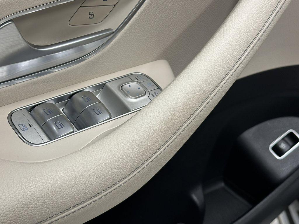 used 2023 Mercedes-Benz GLE 350 car, priced at $54,999