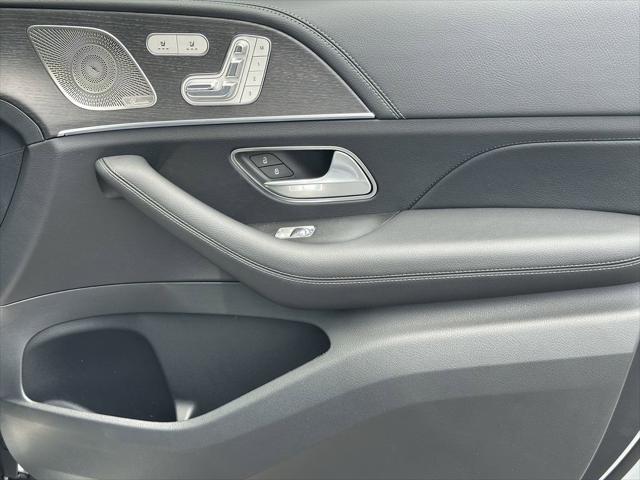 new 2025 Mercedes-Benz GLE 450 car, priced at $86,890