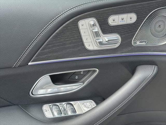 new 2025 Mercedes-Benz GLE 450 car, priced at $86,890