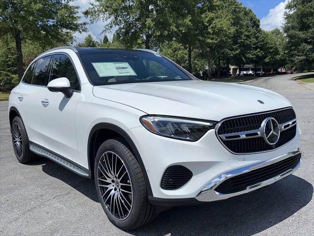 new 2024 Mercedes-Benz GLC 300 car, priced at $59,765